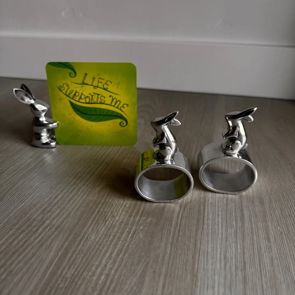 RARE! Crate&Barrel Silver Bunny Napkin Rings and Place Card Holder EASTER 🐣 🌸🐇